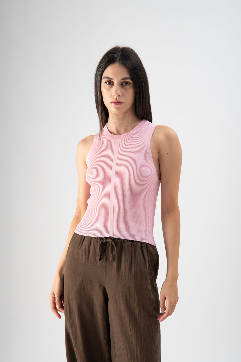 Top cropped a costine rosa