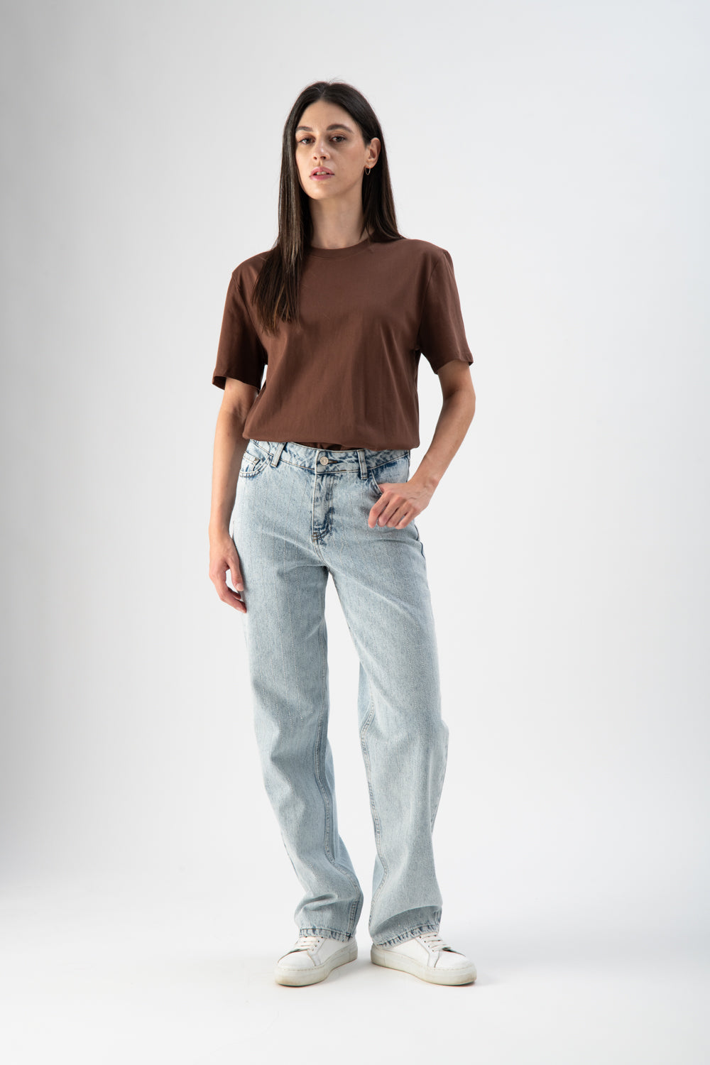Jeans regular fit con mini strass